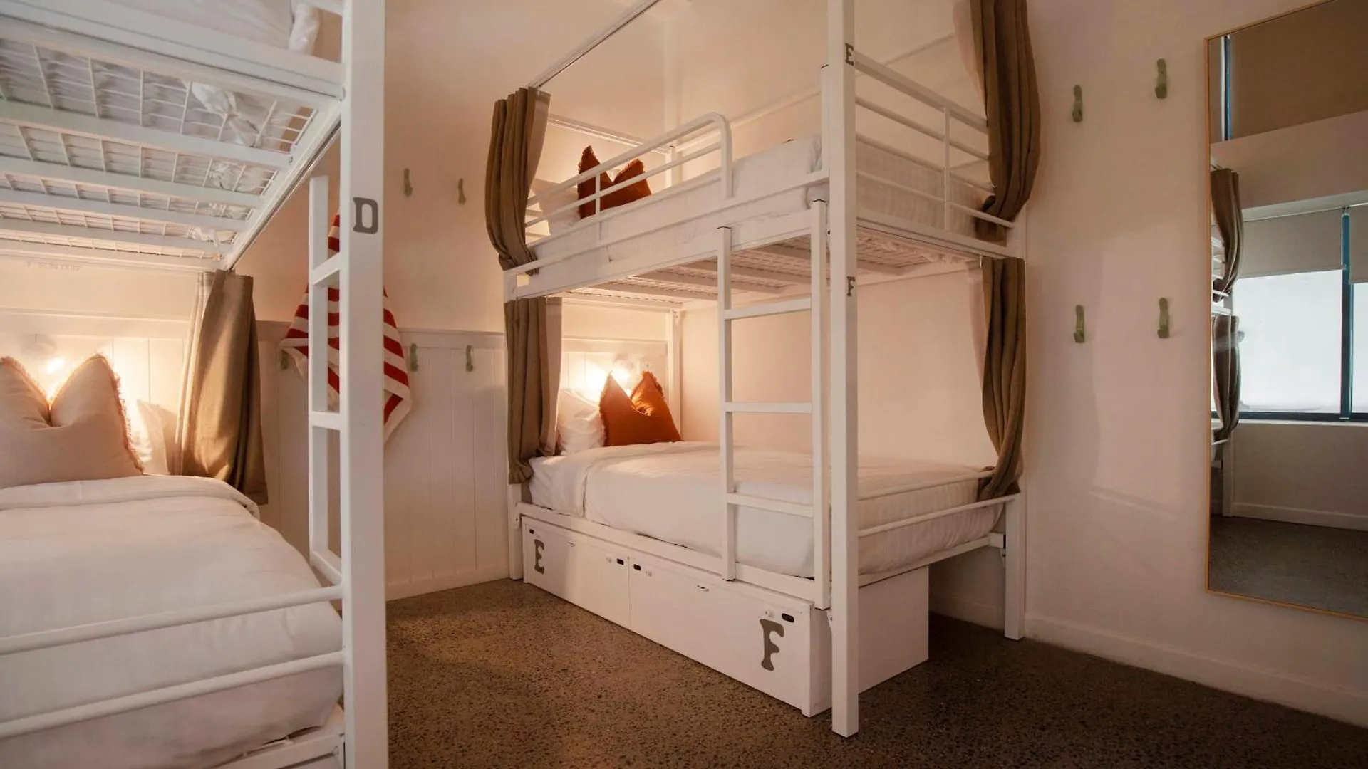 Hostal Albergue Little Drifter Cairns